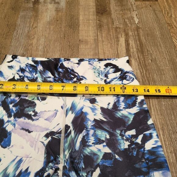 Fabletics Stirrup Leggings Women's Small Tie Dye Foot Loop Pilates Yoga - Picture 6 of 6